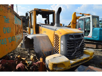Încărcător frontal pe pneuri Volvo L110E: Foto 4