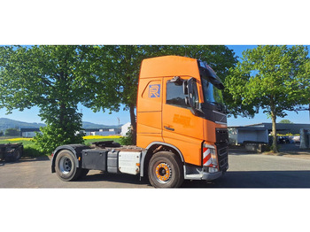 Cap tractor Volvo FH 500 Globbetrotter: Foto 3