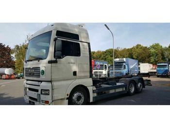 Camion şasiu MAN TGA 26.440