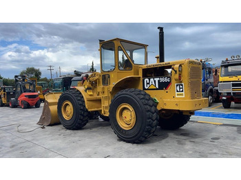 Încărcător frontal pe pneuri CATERPILLAR 966C
