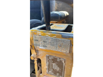 Buldozer CAT D 8 K: Foto 3