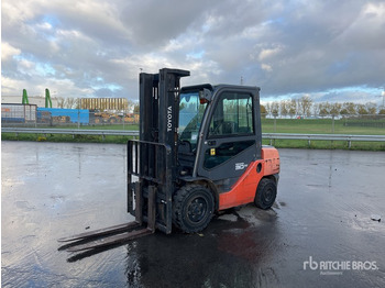 Stivuitor diesel TOYOTA FDF 30