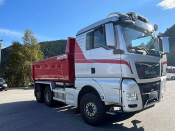 Camion basculantă MAN TGX 26.580