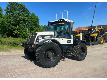 Tractor agricol JCB