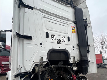 Cap tractor Mercedes Actros 1843: Foto 5
