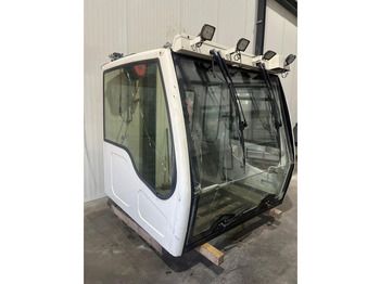 Cabină și interior LIEBHERR