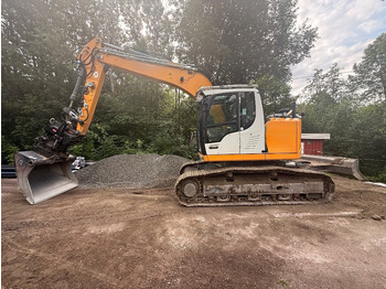 Excavator pe şenile LIEBHERR R 920