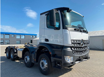 Camion şasiu MERCEDES-BENZ Arocs