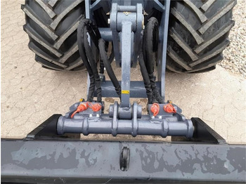 Încărcător articulat Eurotrac w13f: Foto 4 Încărcător articulat Eurotrac w13f: Foto 4