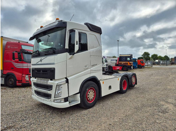 Cap tractor VOLVO FH 500