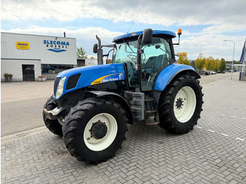 Tractor agricol NEW HOLLAND T7000