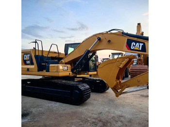 Excavator pe şenile CATERPILLAR 320GC