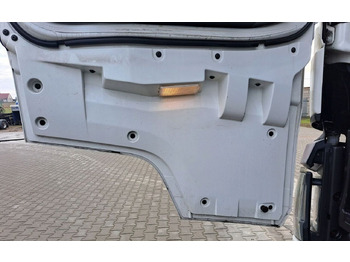 Uşă și piese RENAULT T