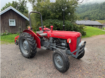 Tractor agricol MASSEY FERGUSON 1000 series