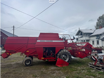 Combină de recoltat cereale MASSEY FERGUSON 1000 series