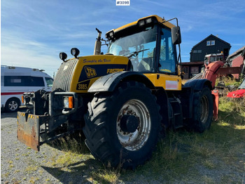 Tractor agricol JCB