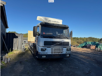 Camion transport containere/ Swap body 2002 Volvo FM 6x2.: Foto 3