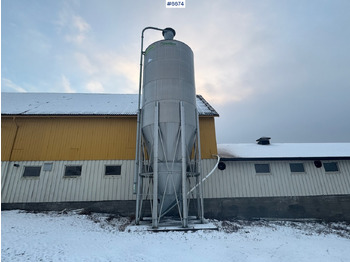 Utilaje de creştere vite 2010 Mafa Outdoor silo w/ level switch and inlet screw: Foto 2 Utilaje de creştere vite 2010 Mafa Outdoor silo w/ level switch and inlet screw: Foto 2