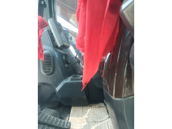 Excavator pe şenile Sany SY 485 H: Foto 4