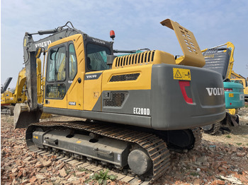 Excavator pe şenile VOLVO EC200