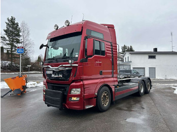 Camion cu cârlig MAN TGX 26.480