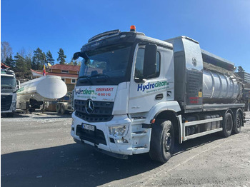 Maşină pentru vidanjări MERCEDES-BENZ Arocs