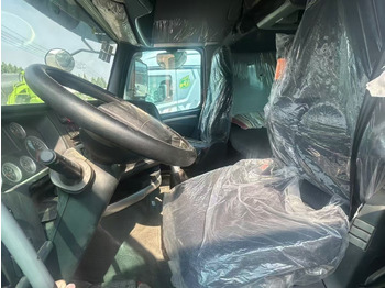 Cap tractor nou HOWO T7H: Foto 4