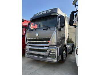 Cap tractor SINOTRUK HOWO