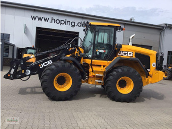 Încărcător frontal pe pneuri JCB 435S