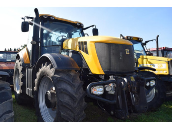 Tractor agricol JCB