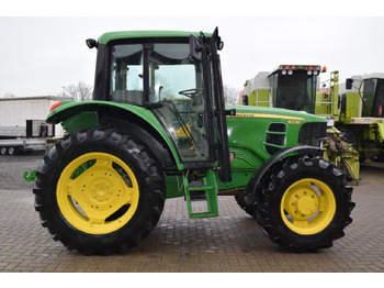 Tractor agricol JOHN DEERE 6230