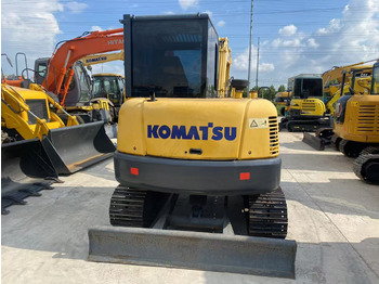 Mini excavator KOMATSU PC56-7: Foto 2