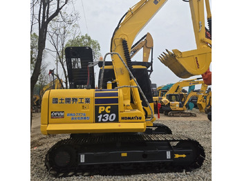 Excavator pe şenile Komatsu PC130-10: Foto 4