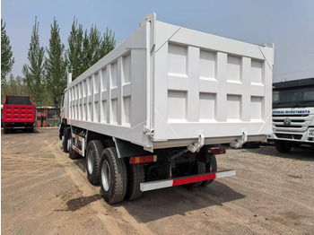 Camion basculantă SINOTRUK HOWO 8x4: Foto 3
