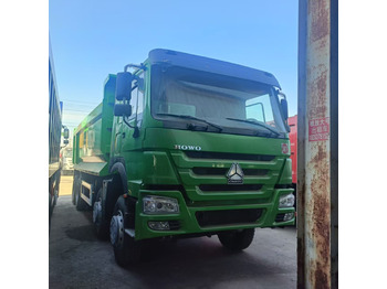 Camion furgon SINOTRUK HOWO: Foto 2