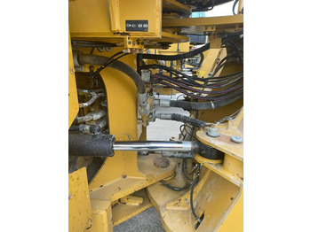 Încărcător frontal pe pneuri CATERPILLAR 980 M: Foto 4 Încărcător frontal pe pneuri CATERPILLAR 980 M: Foto 4