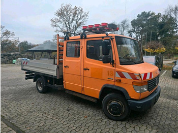 Camion platformă MERCEDES-BENZ Vario
