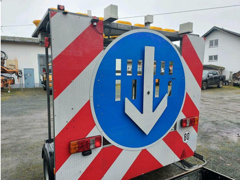 Remorcă Nissen AMD A2/13 Verkehrsleitanhänger Verkehrssicherungsanhänger: Foto 5