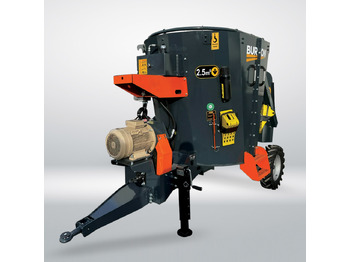 Remorcă distribuit furaje