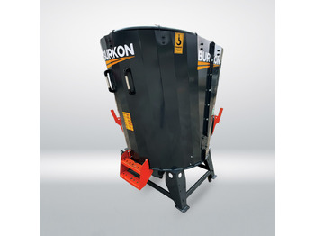 Remorcă distribuit furaje