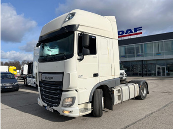 Cap tractor DAF XF 460