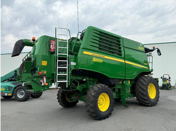 Combină de recoltat cereale JOHN DEERE W540: Foto 4