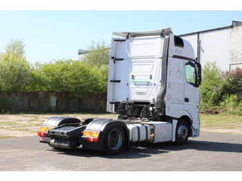 Cap tractor Mercedes-Benz Actros 1845: Foto 4