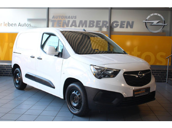 Autoutilitară compactă OPEL