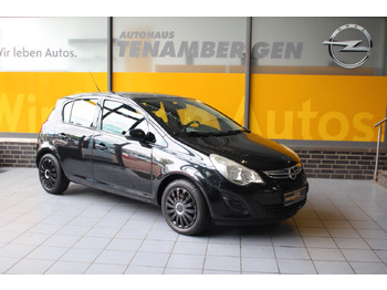 Automobil OPEL