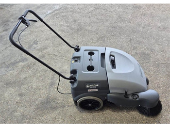 Măturătoare stradală NILFISK