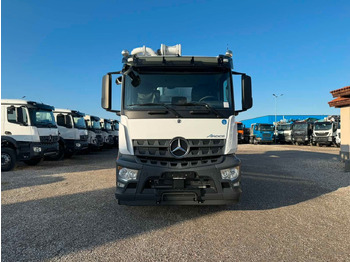 Autopompă de beton Mercedes-Benz AROCS 3746 SCHWING S43SX III: Foto 2 Autopompă de beton Mercedes-Benz AROCS 3746 SCHWING S43SX III: Foto 2