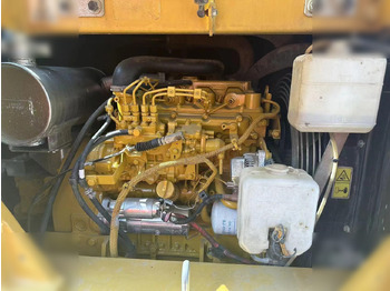 Excavator pe şenile CATERPILLAR 307E2: Foto 5 Excavator pe şenile CATERPILLAR 307E2: Foto 5