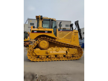 Buldozer CATERPILLAR D8T