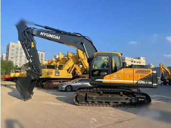 Excavator pe şenile HYUNDAI